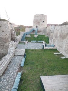 Cetatea Bologa